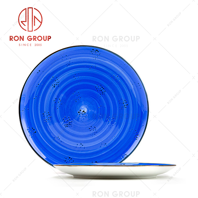 Popular hotel use wholesale ceramic dessert plate fashion design round dish red flat porcelain
