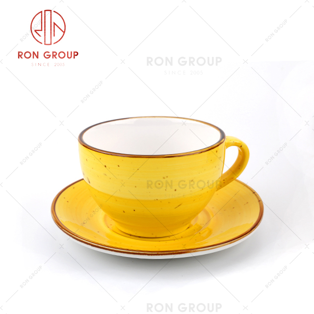 French Collection Hand-Color Yellow Plate 1059