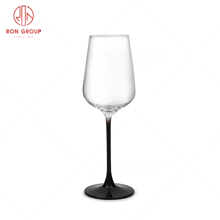 RN0567G00077 Hot Sale High Quality Glass Material Goblet