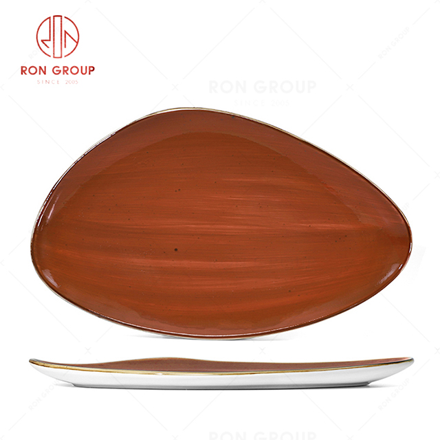 RN0037P03332-38 Wholesale Chip Proof Porcelain Tomato Jam Series  Triangular Narrow Plate