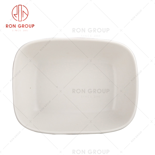Classic restaurant hotel Buffet snake dessert pudding serving plate