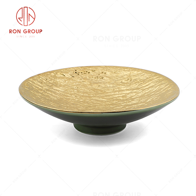 RN0660P00705 Hot Selling High Quality Exquisite Ceramic  High Stand Plate