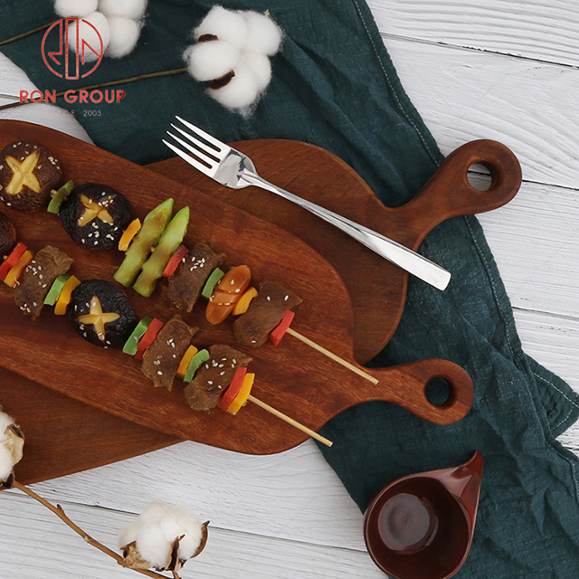 Hot selling barbecue dish Japanese sushi plate wooden pizza board original wood grain