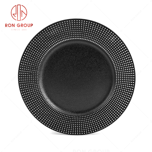 Light luxury style trendy design bar restaurant activity service dish round plate