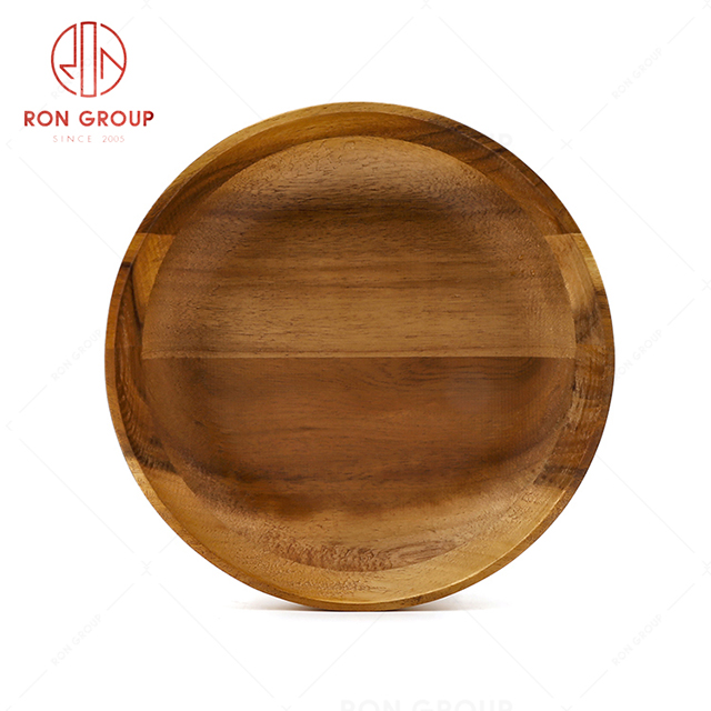 Vintage style classic design restaurant wooden tableware cold dish noodles salad round plate