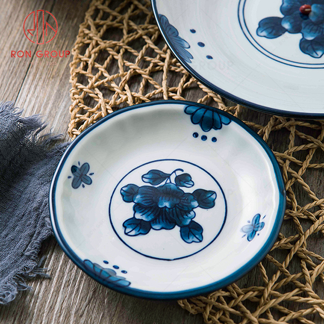 Hand painted white porcelain retro flower ceramic plate