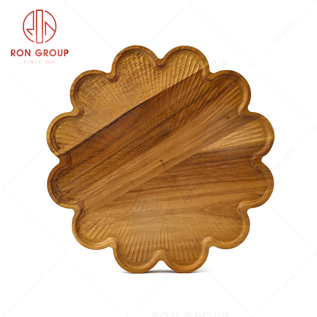 Hot selling interesting design restaurant creative tableware flower shape wooden steak sushi plate